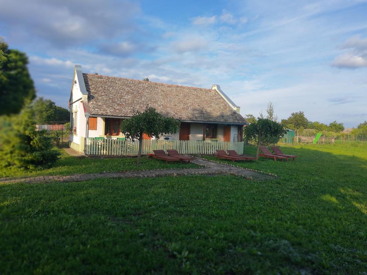 Villa Diiva Csúrog Kültér fotó